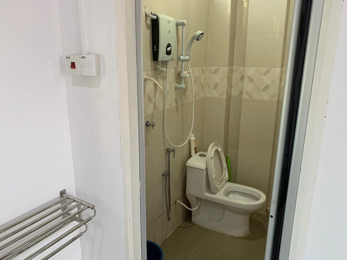 Wan Danisha Villa Inn Kota Bharu Kültér fotó